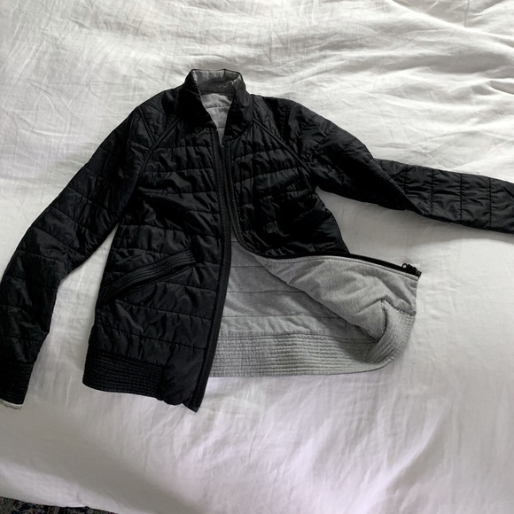 Lululemon reversible bomber puffer jacket - black and grey - Picture 1 of 4